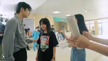 娱乐吃瓜小极,揭秘娱乐圈那些不为人知的幕后故事